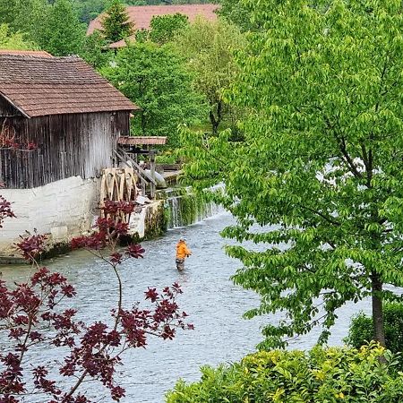 Krka River Lodge Znojile pri Krki Zewnętrze zdjęcie